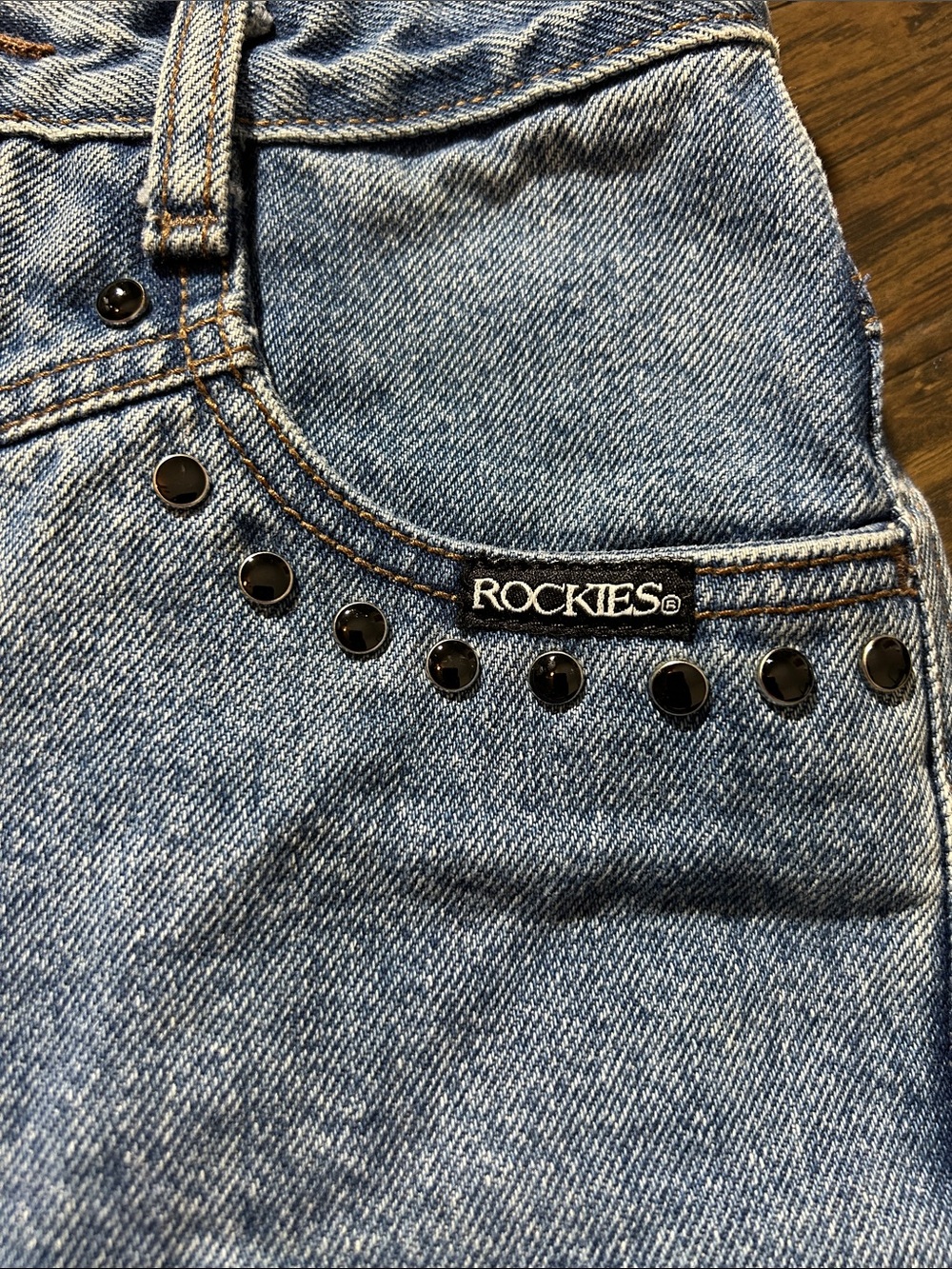 ROCKIES Light Blue High-Waist Studded Cuffed Denim Shorts - Picture 2 of 9